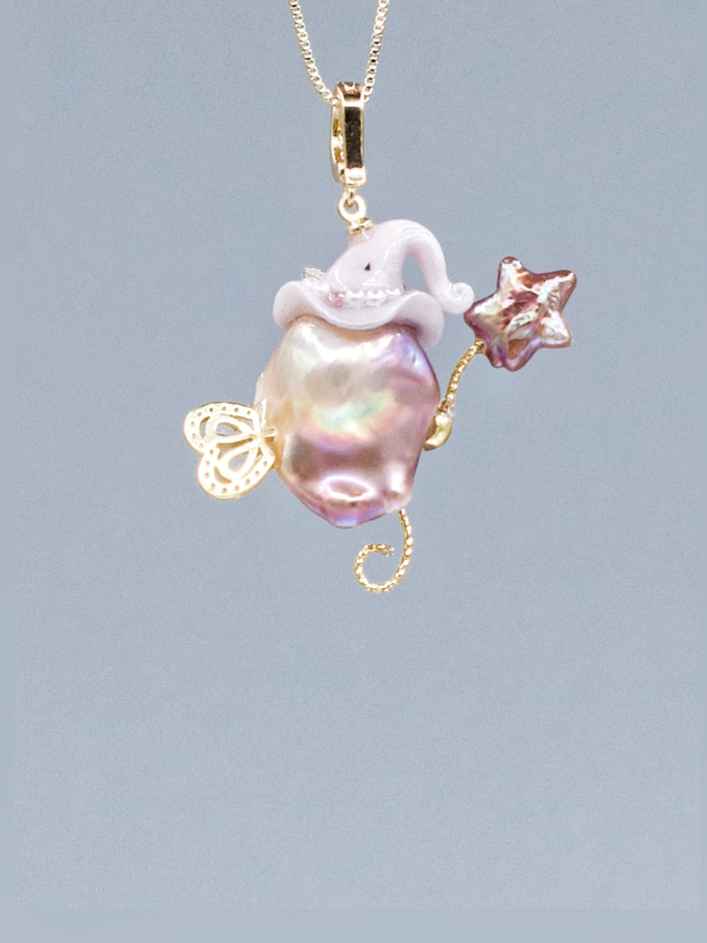 Hat Charms – Hand-Sculpted Mini Hat Pearl Necklace 214P143