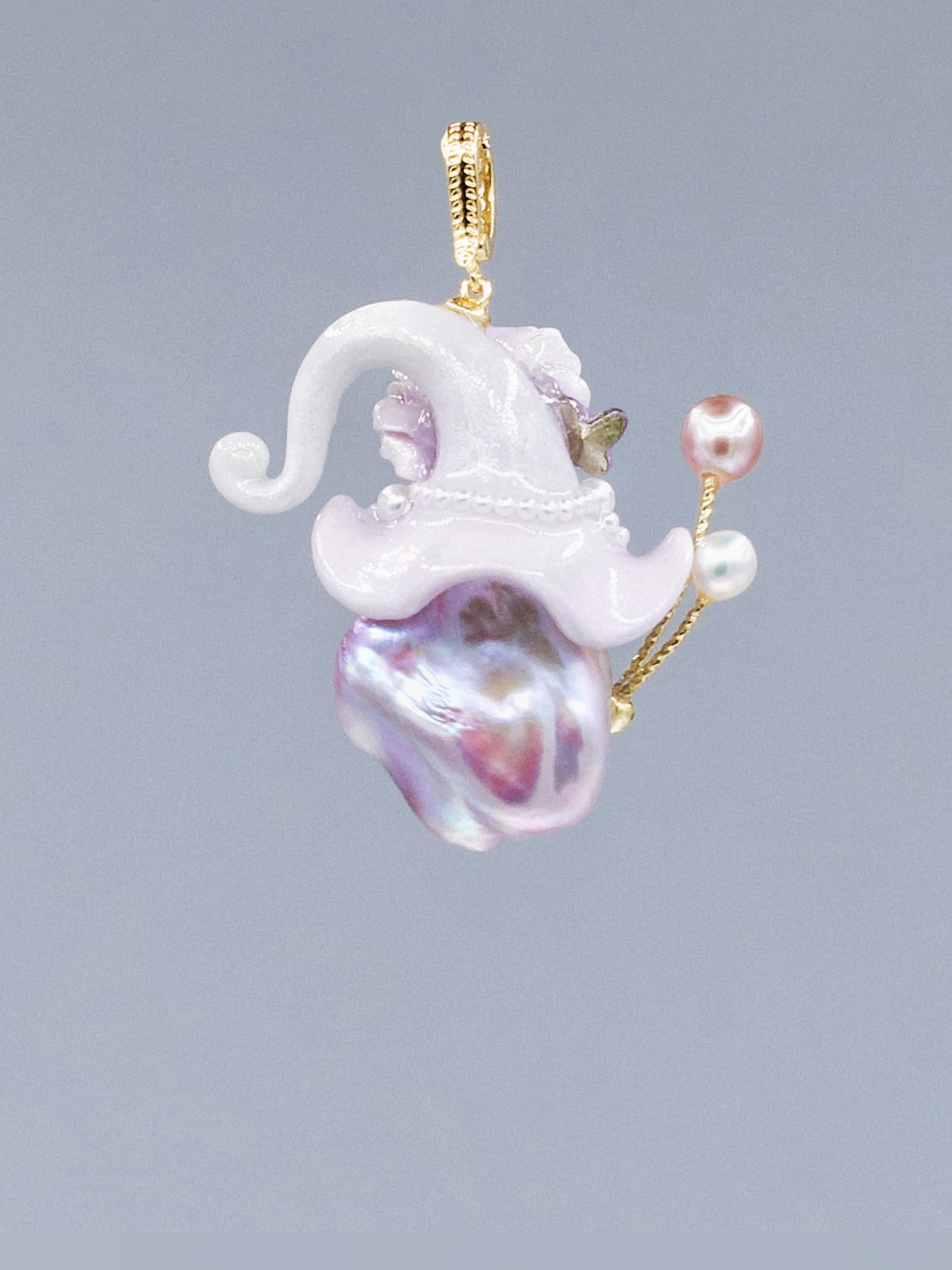 Hat Charms – Hand-Sculpted Mini Hat Pearl Necklace 317P824