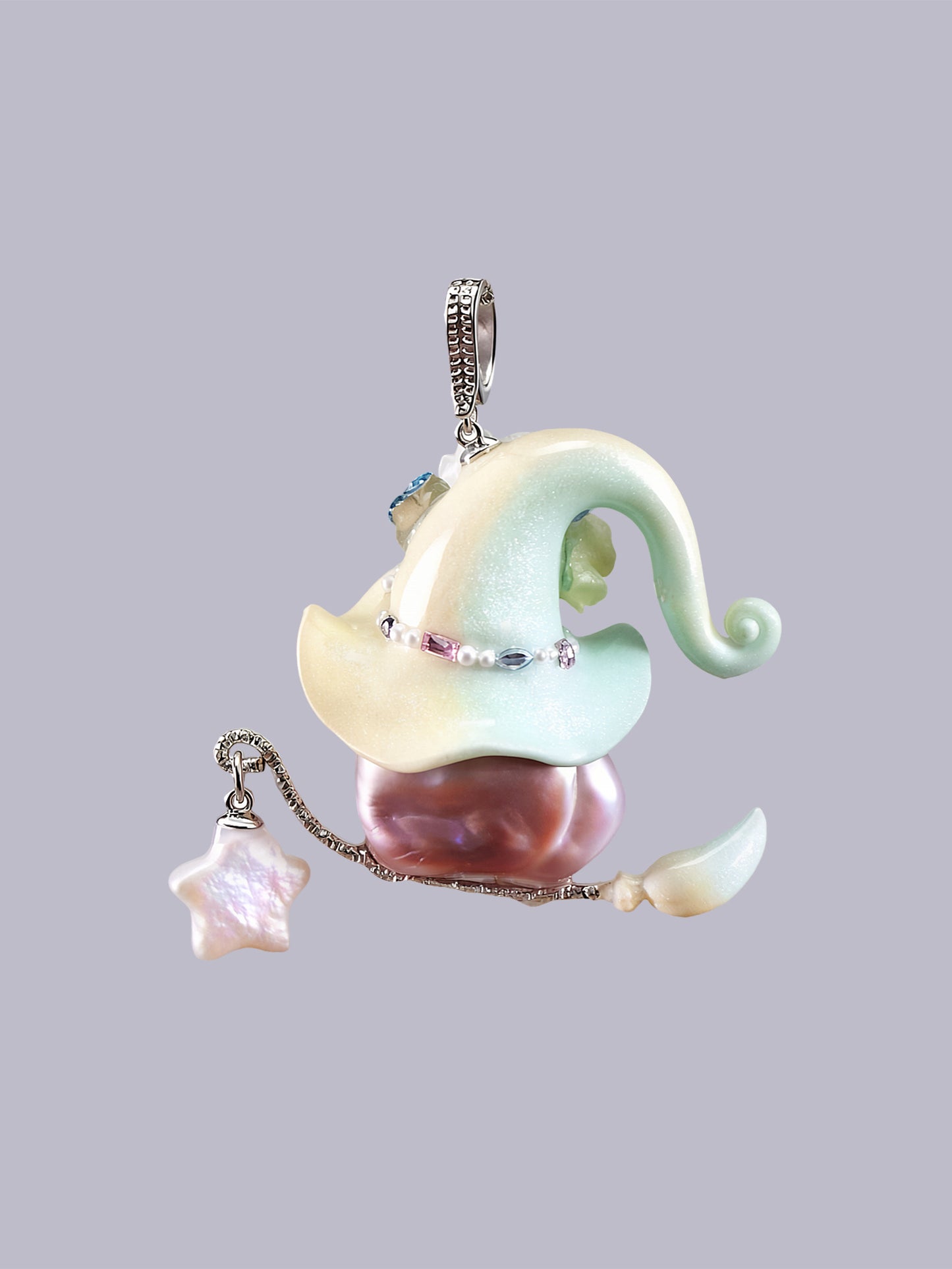 Hat Charms – Hand-Sculpted Mini Hat Pearl Necklace 557