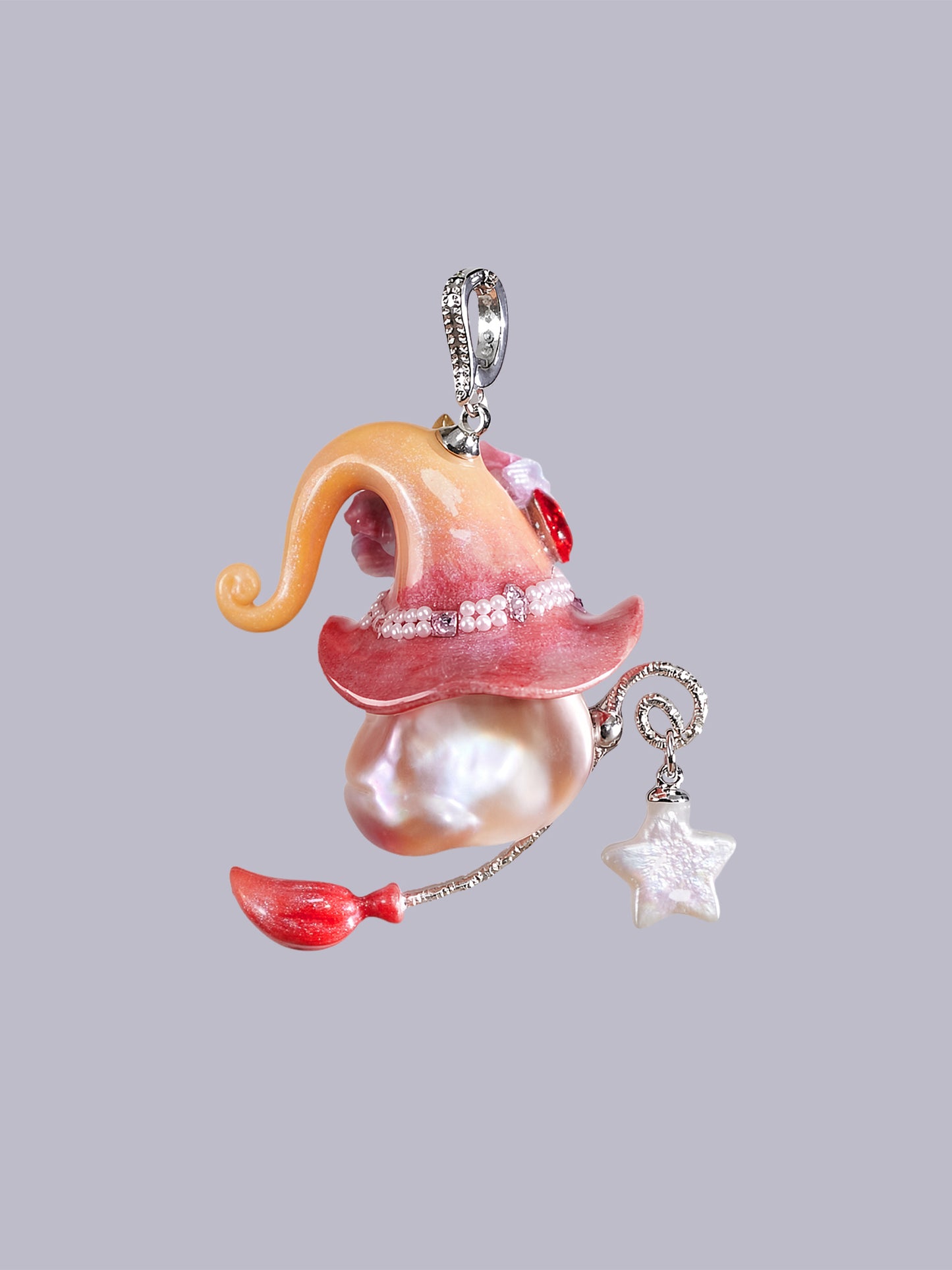 Hat Charms – Hand-Sculpted Mini Hat Pearl Necklace 703