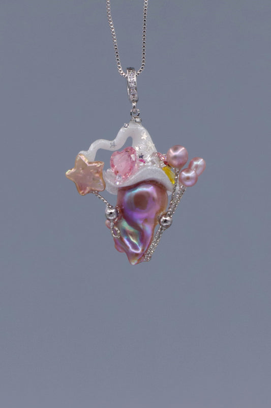 Hat Charms – Hand-Sculpted Mini Hat Pearl Necklace