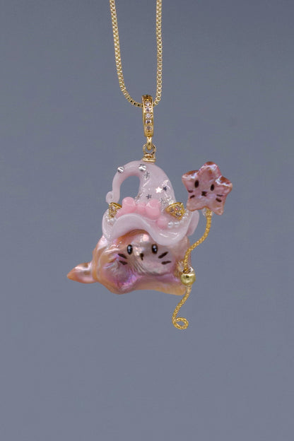 Hat Charms – Hand-Sculpted Mini Hat Pearl Necklace