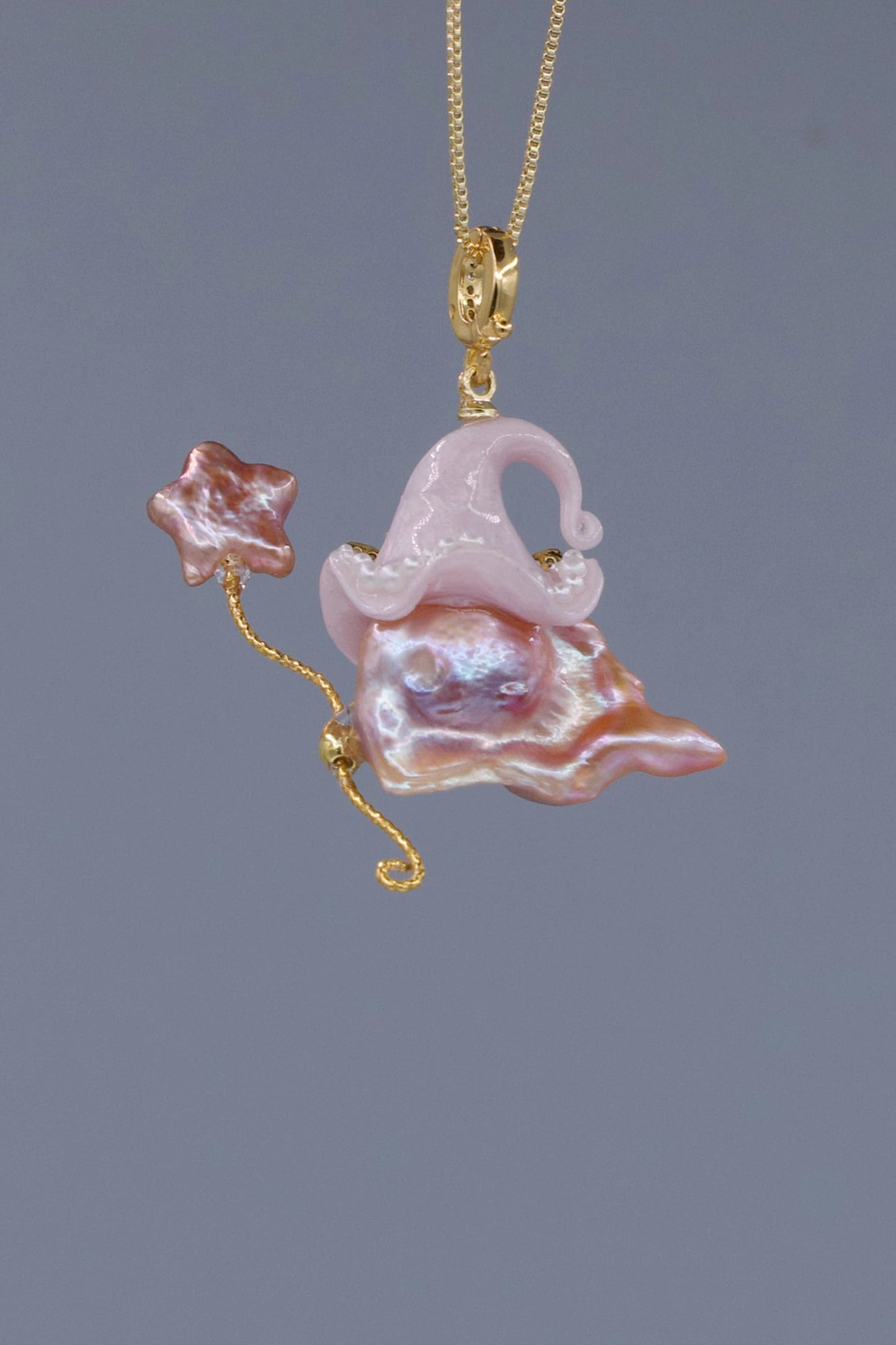 Hat Charms – Hand-Sculpted Mini Hat Pearl Necklace