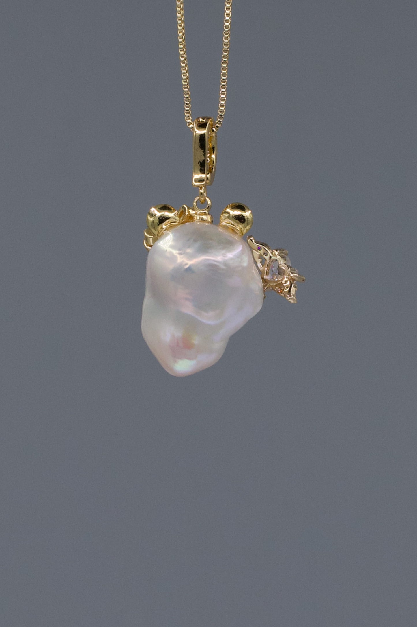 Pearl Accents – Baroque Pearl Necklace Signature Sets