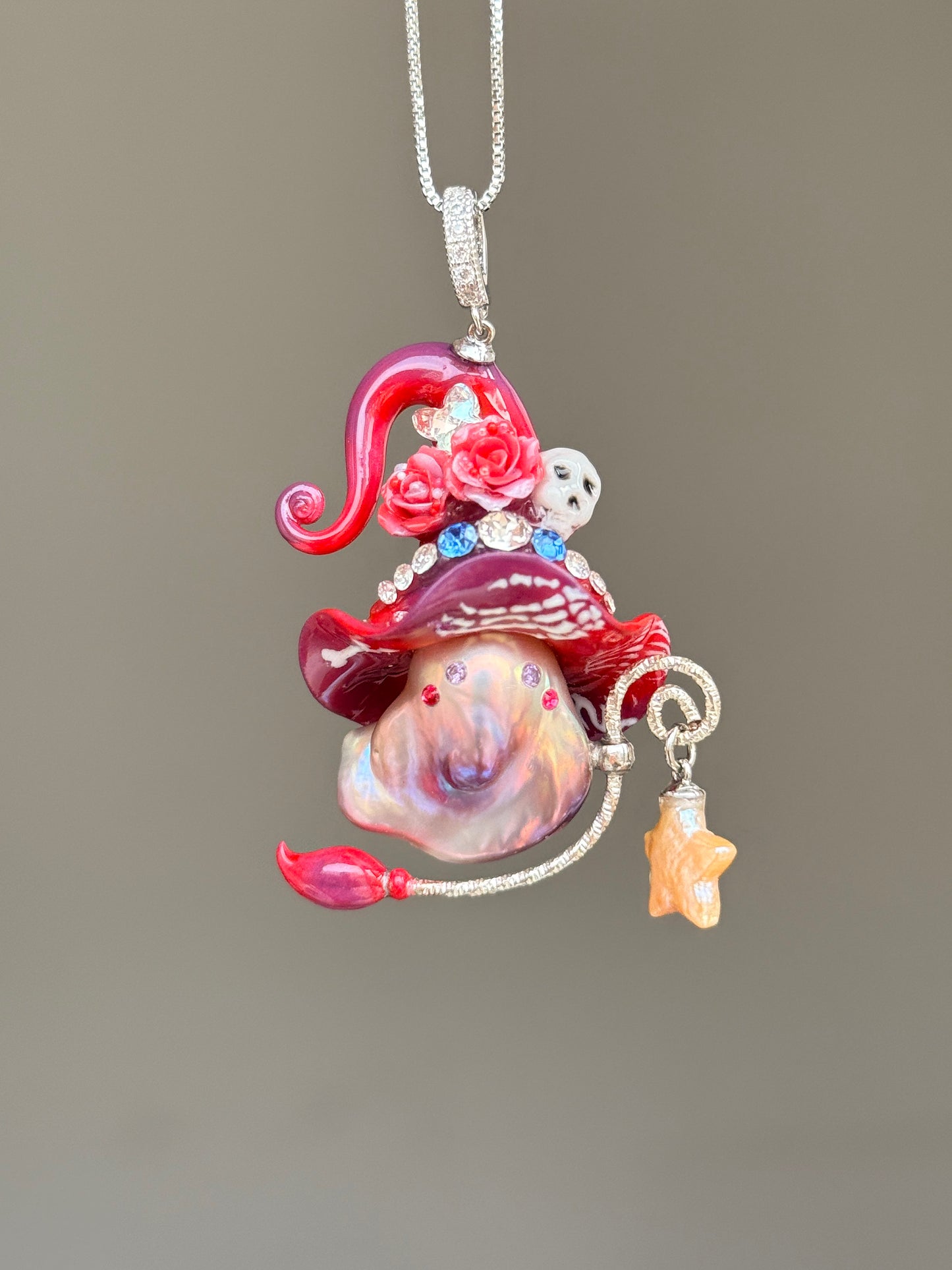 Pre-order Pearl Rose Skull Sprite Necklace SKU1111P960