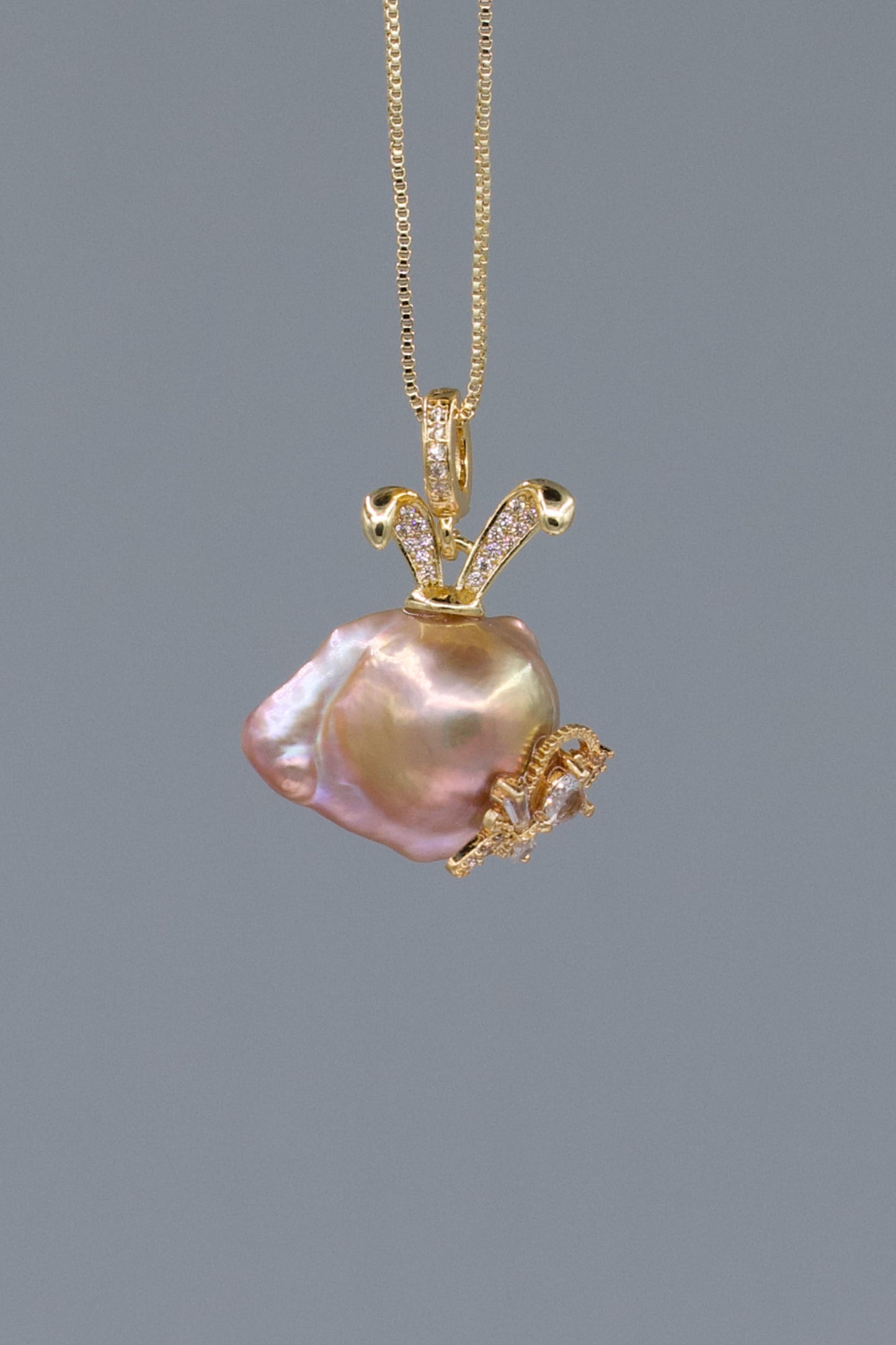 Pearl Accents – Baroque Pearl Necklace Signature Sets