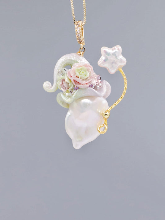 Hat Charms – Hand-Sculpted Mini Hat Pearl Necklace 147P138