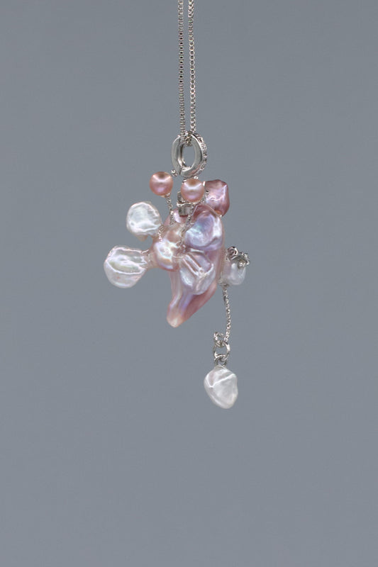 Pearl Accents – Baroque Pearl Necklace Signature Sets