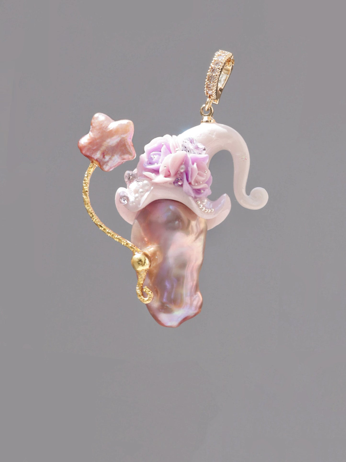 Hat Charms – Hand-Sculpted Mini Hat Pearl Necklace 177P156