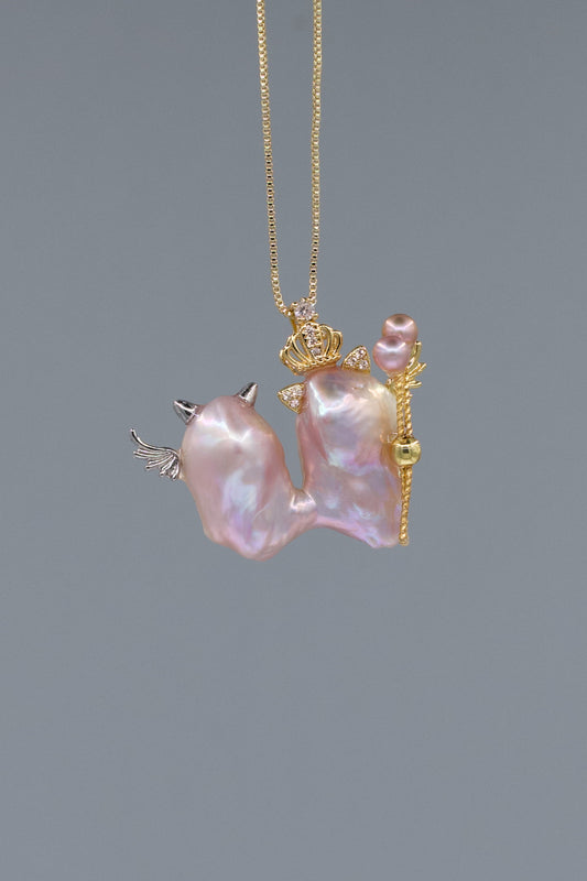 Pearlolo baroque pearl pendant - handmade natural pearl jewelry -front view - in room light