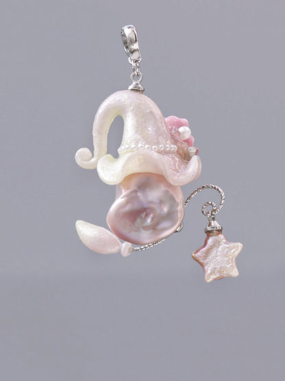 Hat Charms – Hand-Sculpted Mini Hat Pearl Necklace 199P322