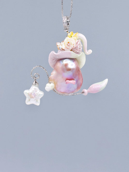 Hat Charms – Hand-Sculpted Mini Hat Pearl Necklace 207P284