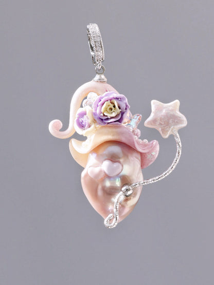 Hat Charms – Hand-Sculpted Mini Hat Pearl Necklace 211P319