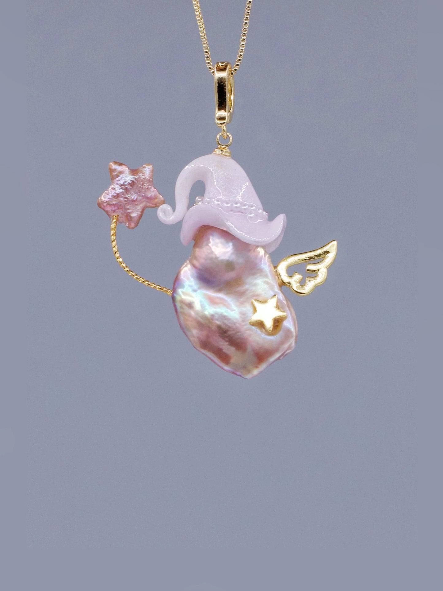 Hat Charms – Hand-Sculpted Mini Hat Pearl Necklace 216P110