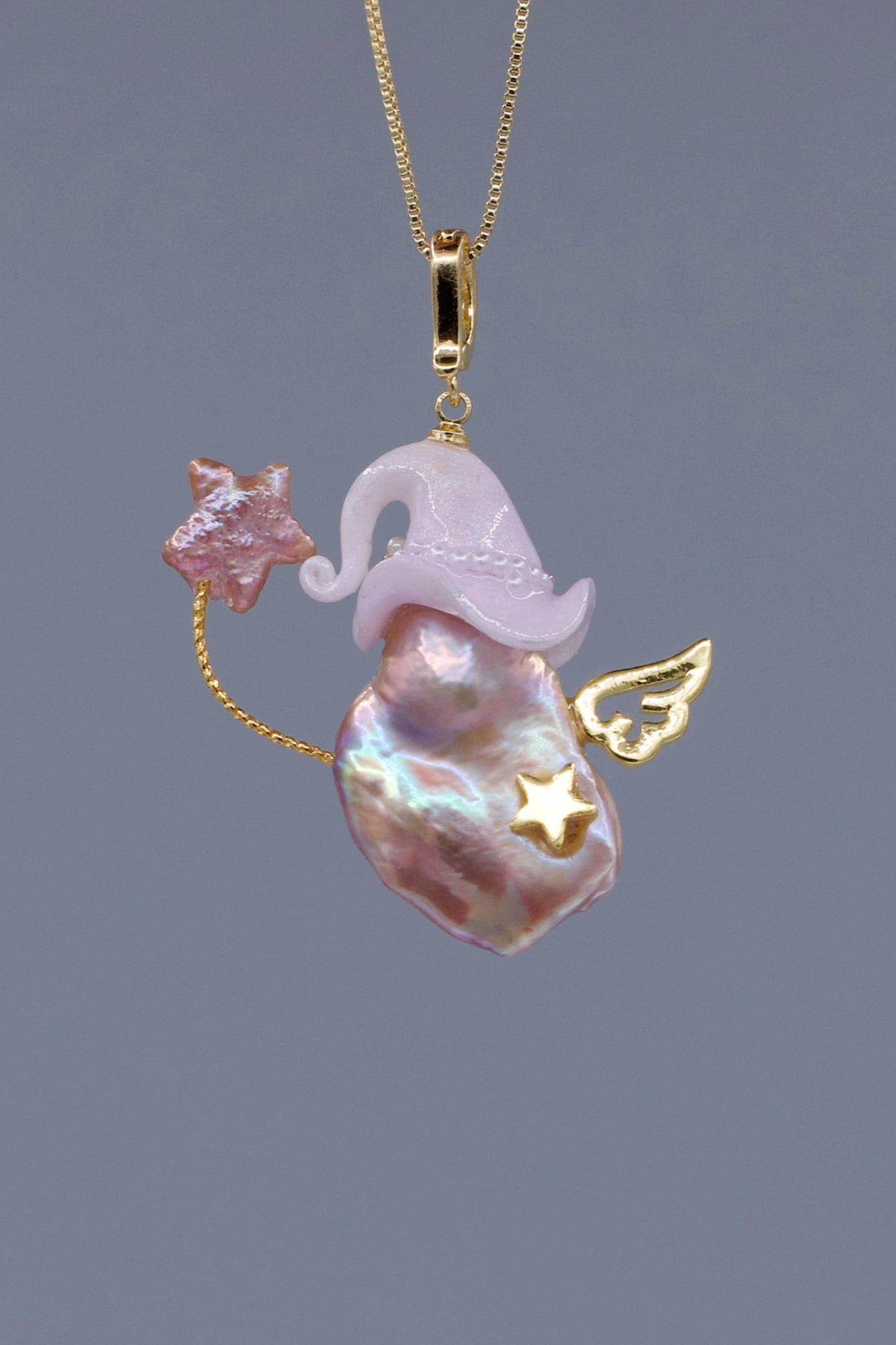 Hat Charms – Hand-Sculpted Mini Hat Pearl Necklace