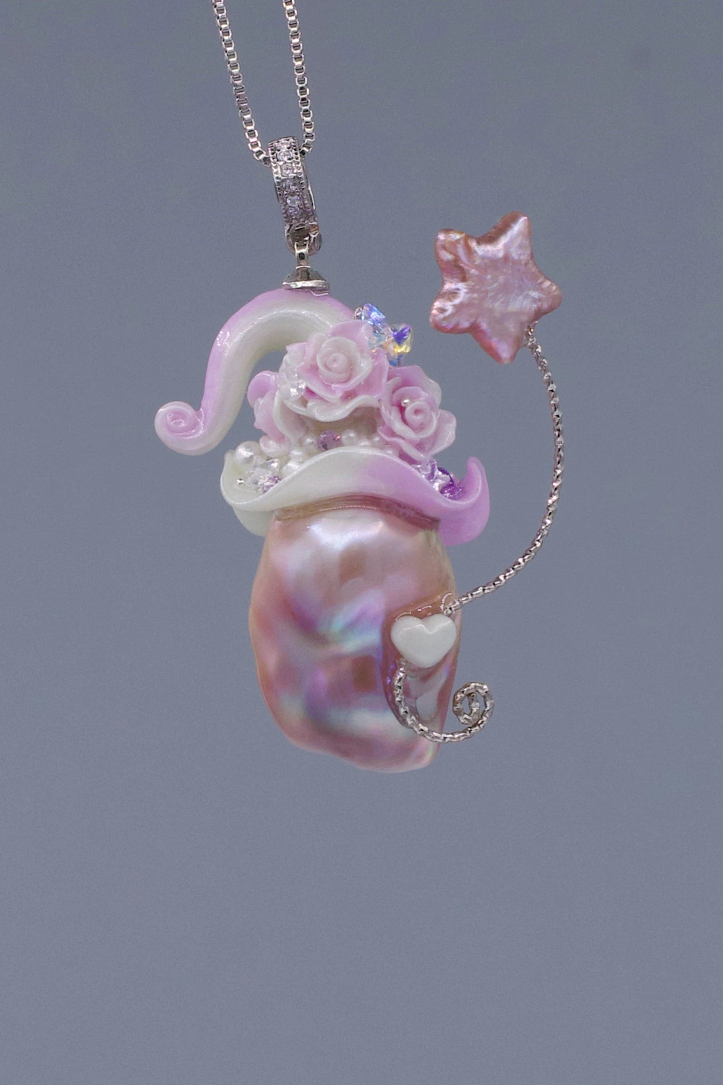 Hat Charms – Hand-Sculpted Mini Hat Pearl Necklace