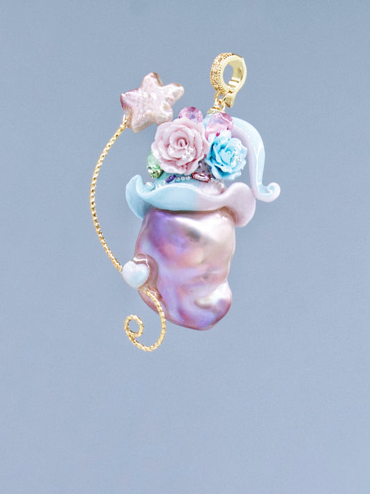 Hat Charms – Hand-Sculpted Mini Hat Pearl Necklace 233P302