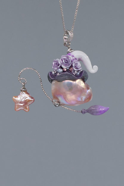 Hat Charms – Hand-Sculpted Mini Hat Pearl Necklace 243P299