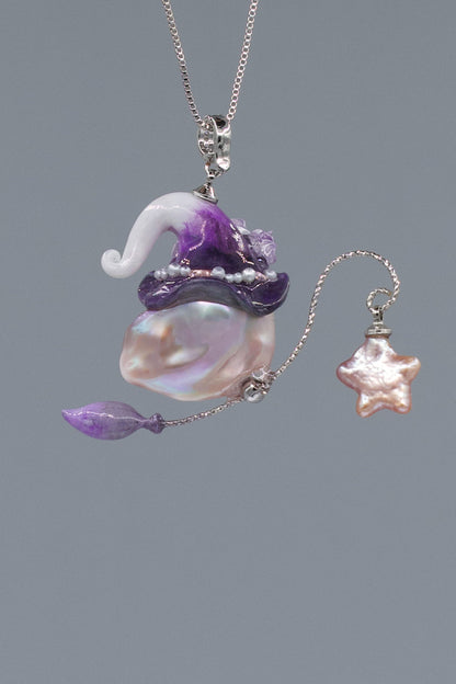 Hat Charms – Hand-Sculpted Mini Hat Pearl Necklace 243P299