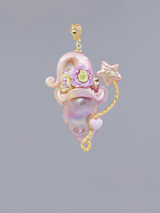 Hat Charms – Hand-Sculpted Mini Hat Pearl Necklace 251P173