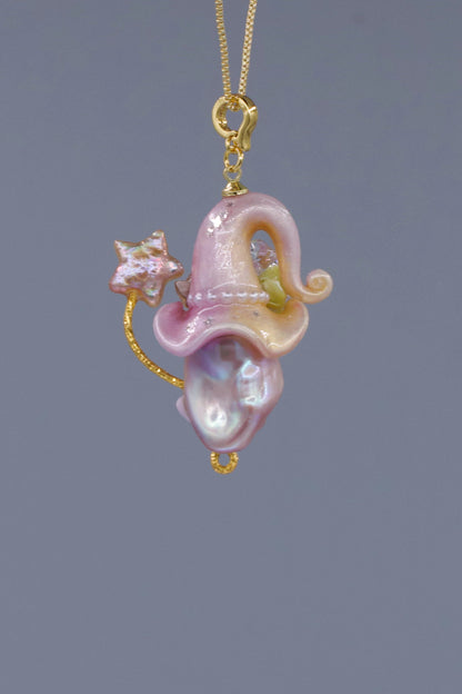 Hat Charms – Hand-Sculpted Mini Hat Pearl Necklace