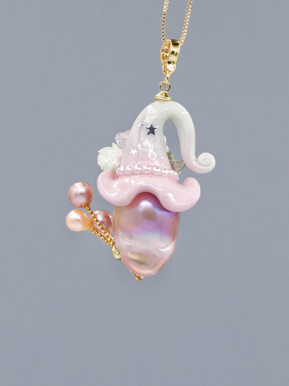 Hat Charms – Hand-Sculpted Mini Hat Pearl Necklace 257P163
