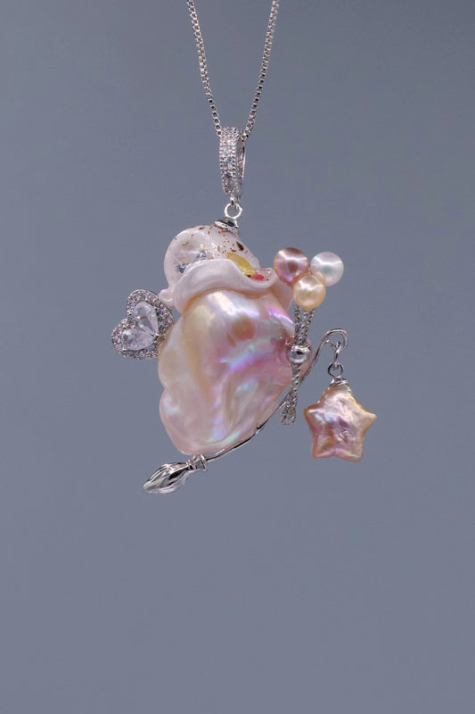 Hat Charms – Hand-Sculpted Mini Hat Pearl Necklace