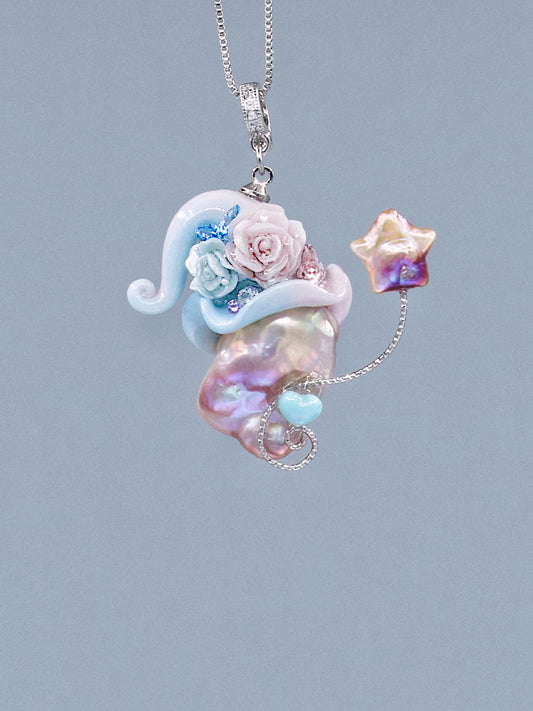 Hat Charms – Hand-Sculpted Mini Hat Pearl Necklace 277P154