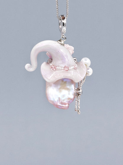 Hat Charms – Hand-Sculpted Mini Hat Pearl Necklace 289P327