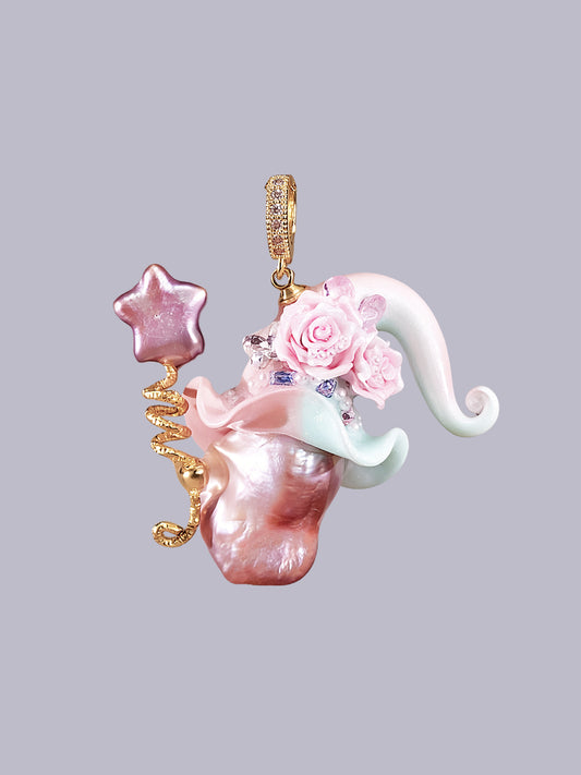 Hat Charms – Hand-Sculpted Mini Hat Pearl Necklace 301
