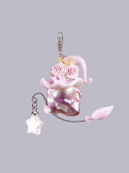 Hat Charms – Hand-Sculpted Mini Hat Pearl Necklace 308
