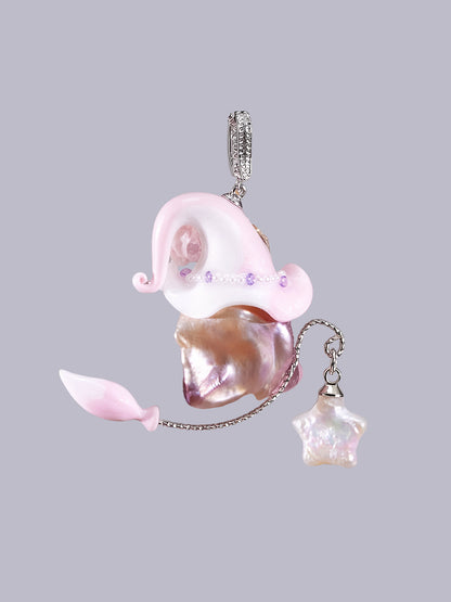 Hat Charms – Hand-Sculpted Mini Hat Pearl Necklace 308
