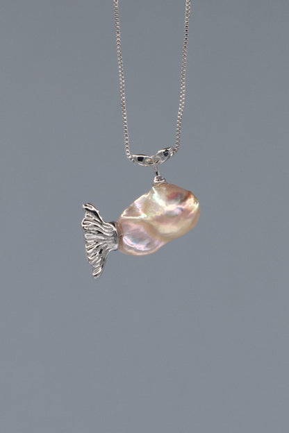 Pearl Accents – Baroque Pearl Necklace Signature Sets