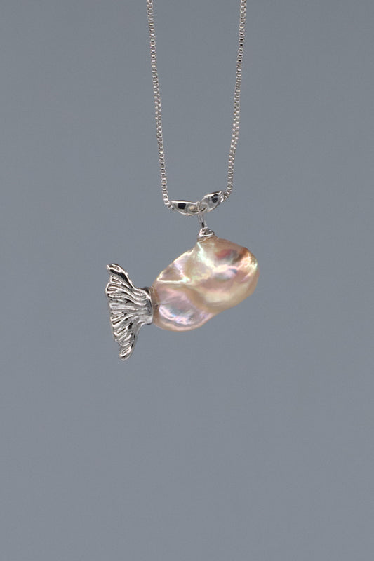 Pearl Accents – Baroque Pearl Necklace Signature Sets