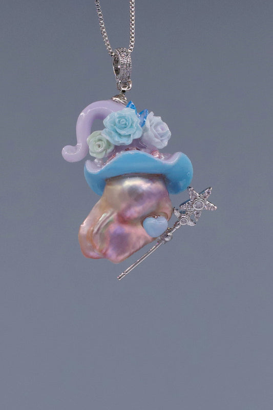 Hat Charms – Hand-Sculpted Mini Hat Pearl Necklace