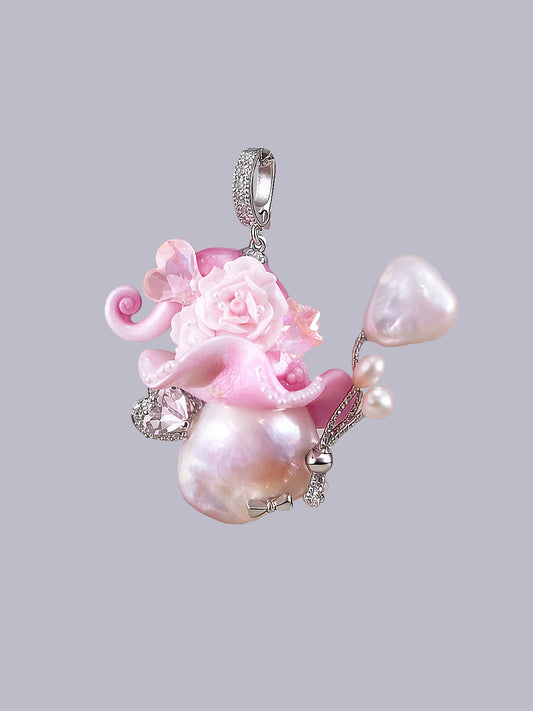 Hat Charms – Hand-Sculpted Mini Hat Pearl Necklace 340