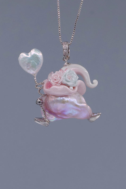 Hat Charms – Hand-Sculpted Mini Hat Pearl Necklace