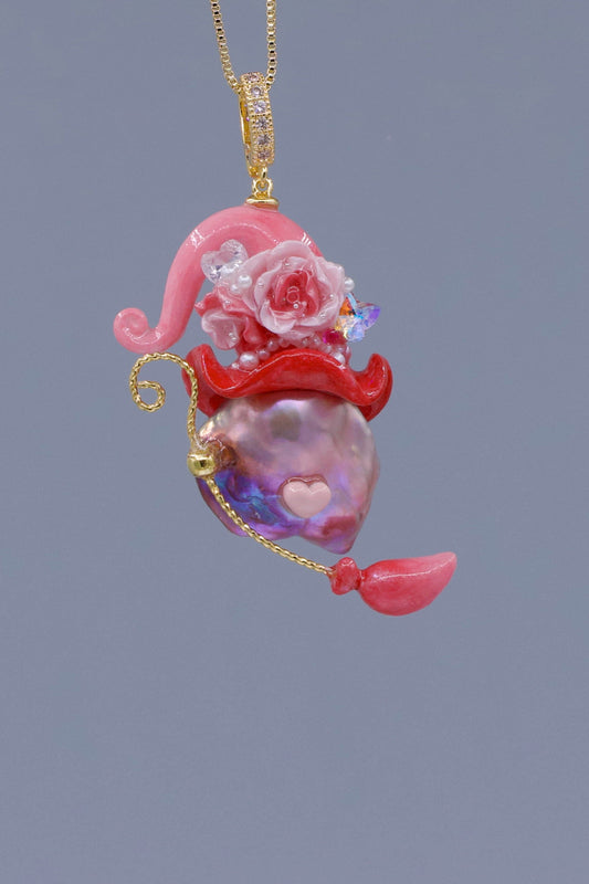 Hat Charms – Hand-Sculpted Mini Hat Pearl Necklace