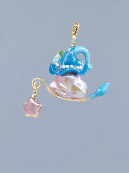 Hat Charms – Hand-Sculpted Mini Hat Pearl Necklace 373P558