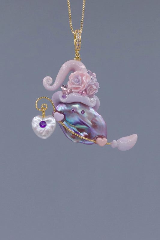 Hat Charms – Hand-Sculpted Mini Hat Pearl Necklace