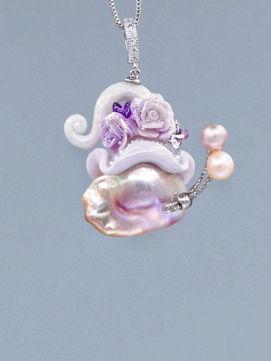 Hat Charms – Hand-Sculpted Mini Hat Pearl Necklace 425P811