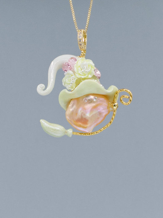 Hat Charms – Hand-Sculpted Mini Hat Pearl Necklace 433P812