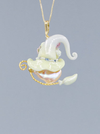 Hat Charms – Hand-Sculpted Mini Hat Pearl Necklace 433P812