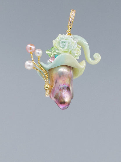 Hat Charms – Hand-Sculpted Mini Hat Pearl Necklace 441P831