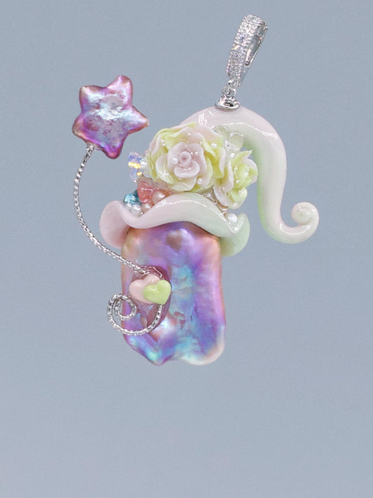 Hat Charms – Hand-Sculpted Mini Hat Pearl Necklace 511P761