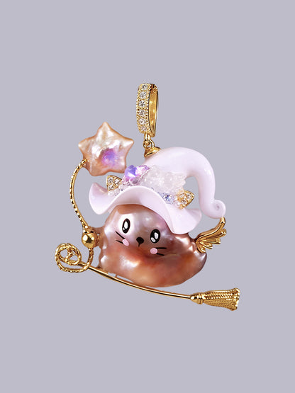 Hat Charms – Hand-Sculpted Mini Hat Pearl Necklace 520