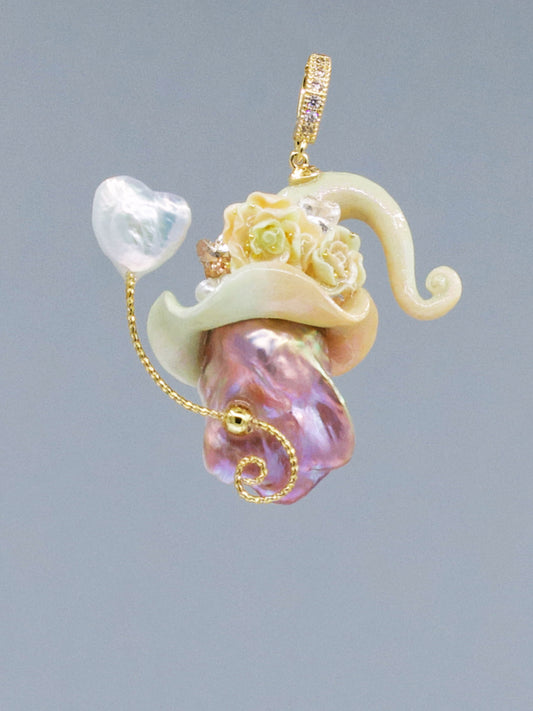 Hat Charms – Hand-Sculpted Mini Hat Pearl Necklace 539P640