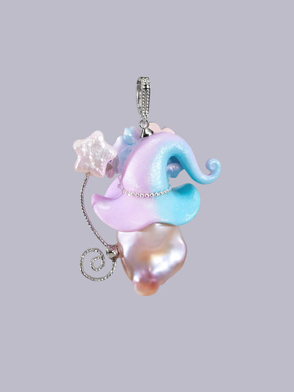 Hat Charms – Hand-Sculpted Mini Hat Pearl Necklace 559