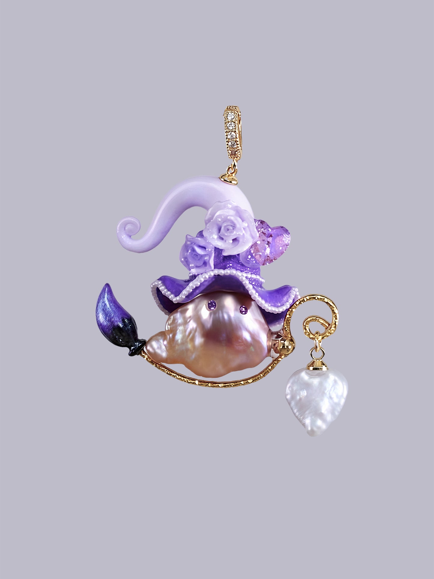 Hat Charms – Hand-Sculpted Mini Hat Pearl Necklace 660