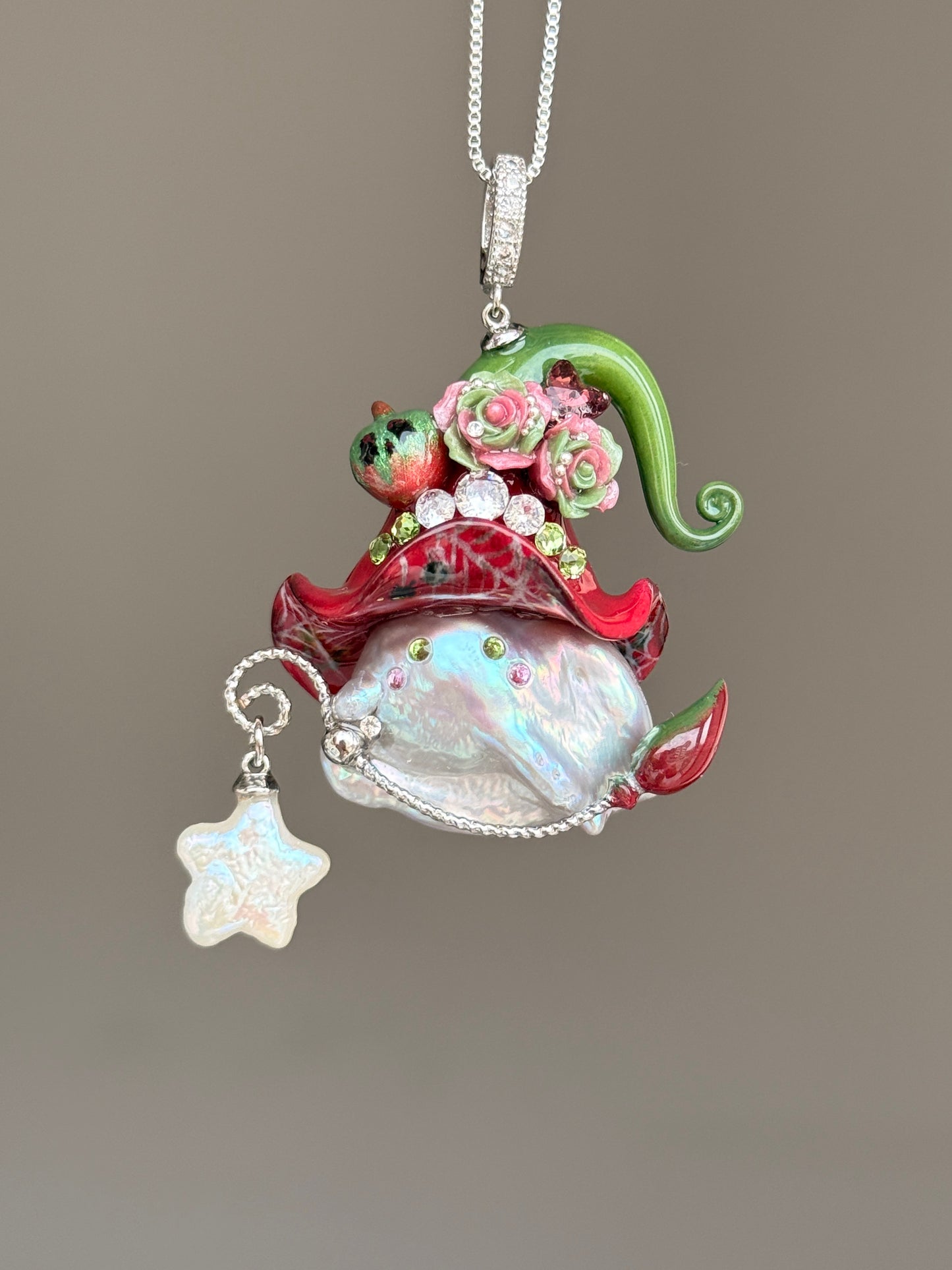 Pre-order Pearl Poison Apple Sprite Necklace SKU782P1279